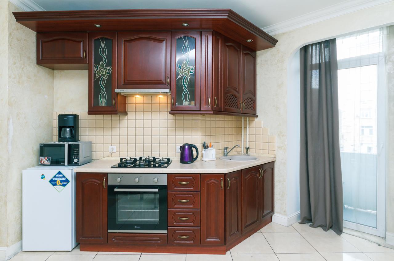 Two Bedroom Apartment On Kreschatik, Kyiv Center With Great View Kültér fotó